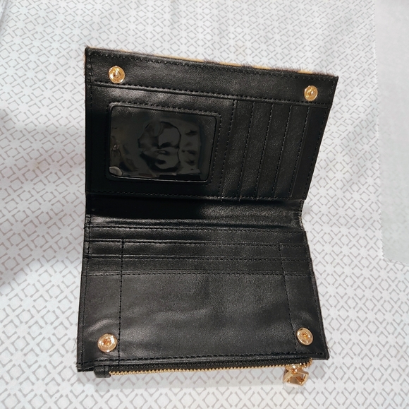 Wallet - Picture 3 of 5